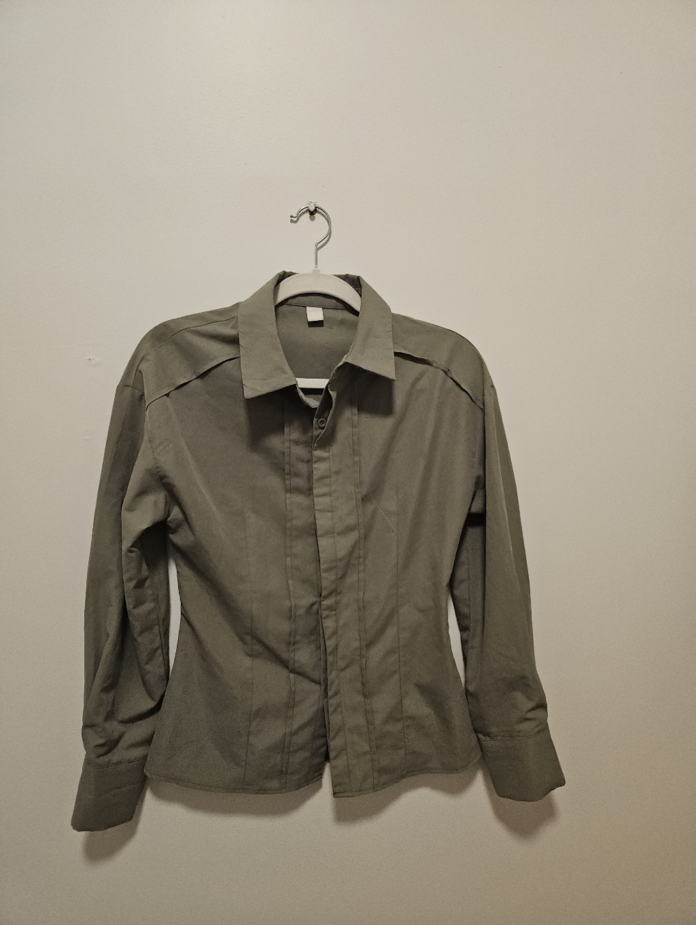 Women's Utility Button-Front Jacket in Olive Green